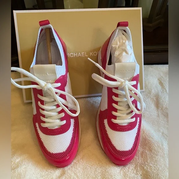 Michael Kors Jenkins Stretch Knit Trainer - Picture 6 of 9